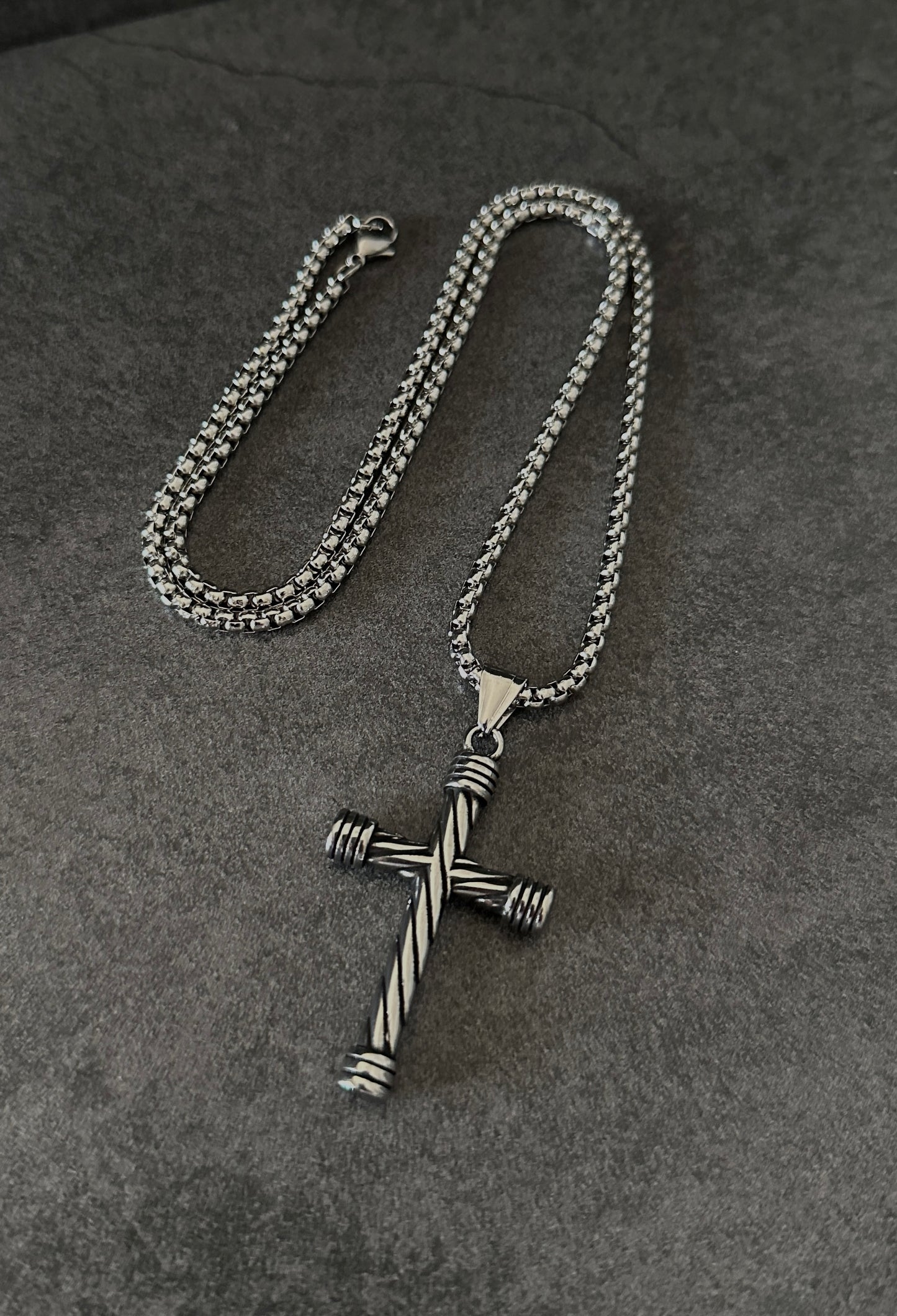 CROSS NECKLACE